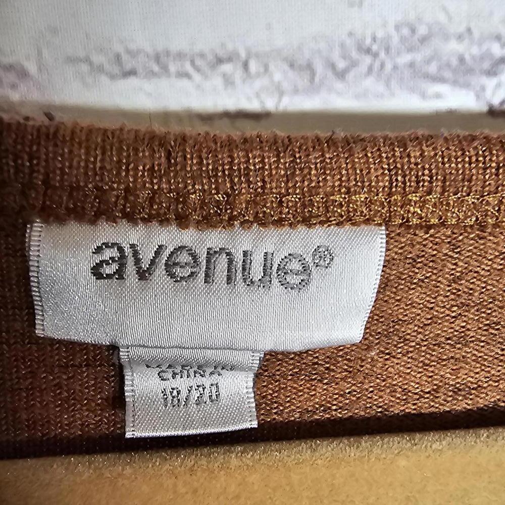 Avenue Brown Sweater - Picture 4 of 5